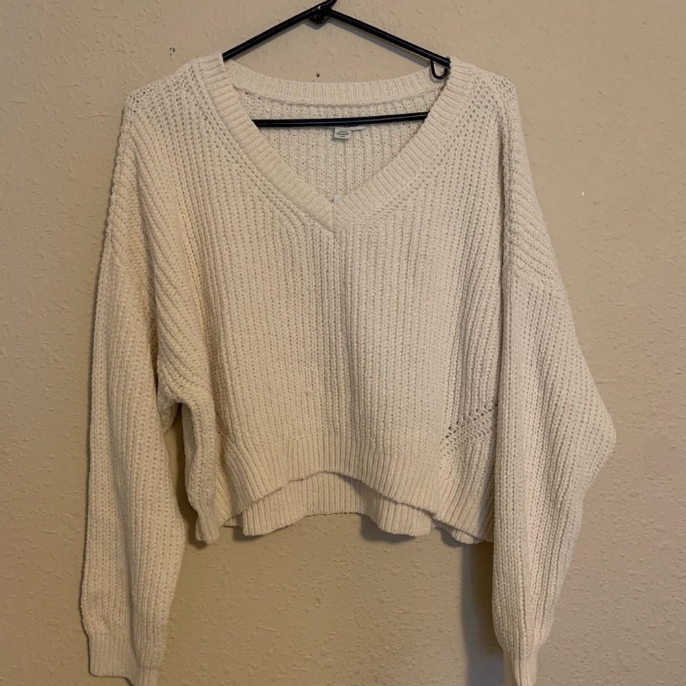 American eagle sweater